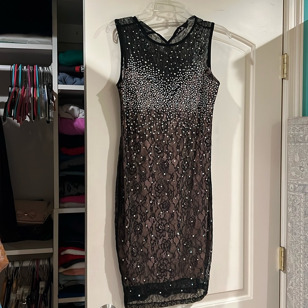 Kiki Riki women’s lace and gemstone black dress size medium